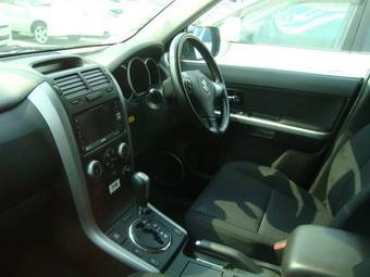 2005 Suzuki Escudo Pictures