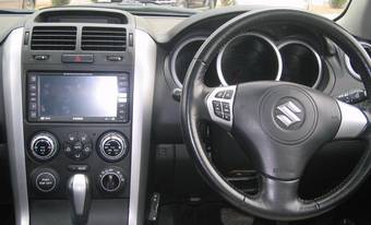 2005 Suzuki Escudo Photos