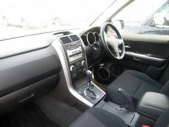 2005 Suzuki Escudo Pictures