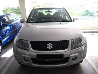 2005 Suzuki Escudo Photos