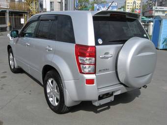 2005 Suzuki Escudo Pictures