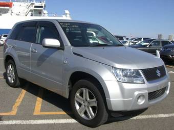 2005 Suzuki Escudo Pictures