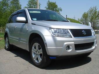2005 Suzuki Escudo Photos