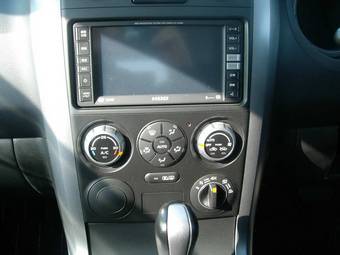 2005 Suzuki Escudo Photos