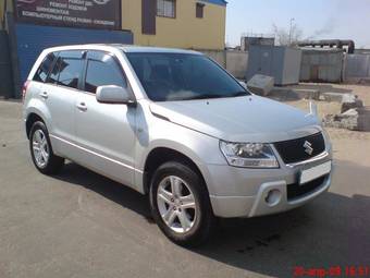 2005 Suzuki Escudo Photos