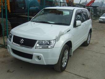 2005 Suzuki Escudo Photos