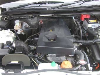 2005 Suzuki Escudo Pictures