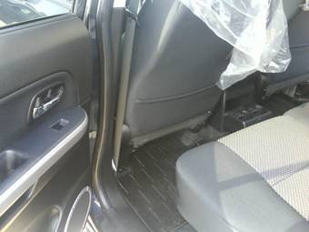 2005 Suzuki Escudo Pics