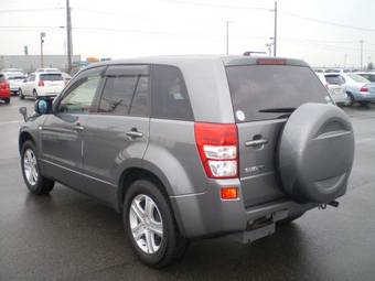 2005 Suzuki Escudo Photos