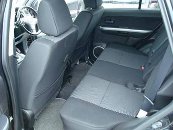 2005 Suzuki Escudo Pictures