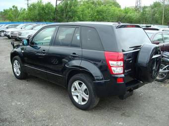 2005 Suzuki Escudo Photos