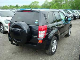 2005 Suzuki Escudo Pictures