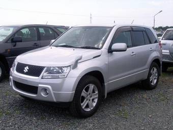 2005 Suzuki Escudo Photos