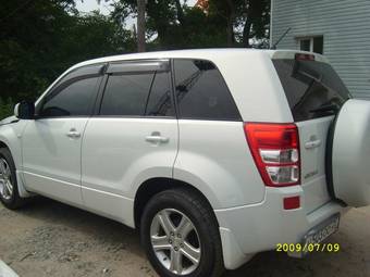 2005 Suzuki Escudo Pictures