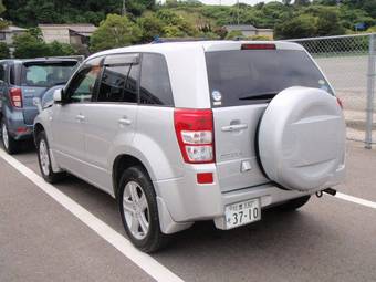 2005 Suzuki Escudo Photos