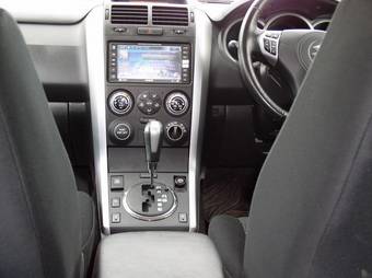 2005 Suzuki Escudo Pictures