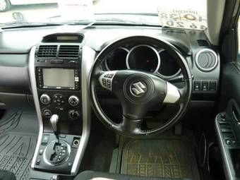 2005 Suzuki Escudo Pictures