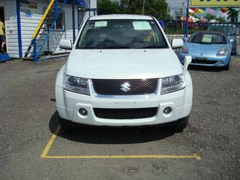 2005 Suzuki Escudo Photos
