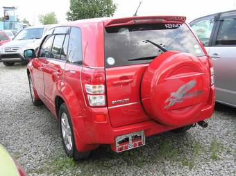 2005 Suzuki Escudo Photos