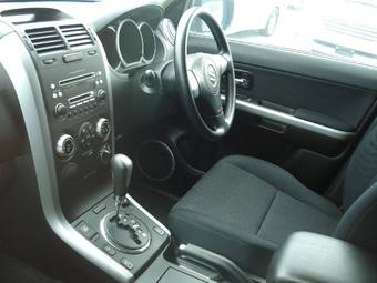 2005 Suzuki Escudo Pictures