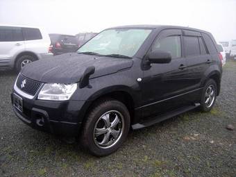 2005 Suzuki Escudo Photos