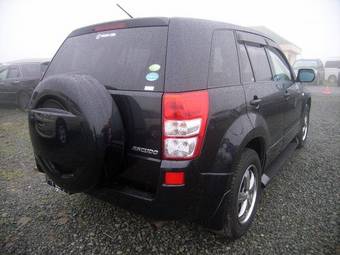 2005 Suzuki Escudo Photos