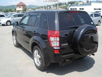 2005 Suzuki Escudo Pictures