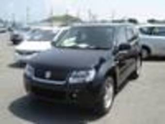 2005 Suzuki Escudo Photos