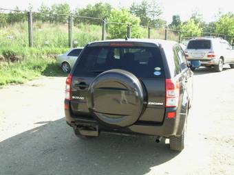 2005 Suzuki Escudo Pictures