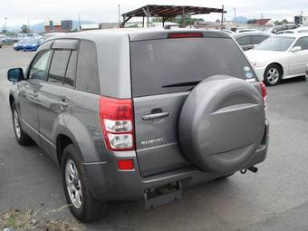 2005 Suzuki Escudo Pictures