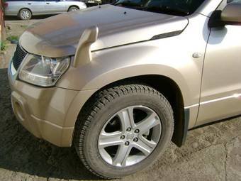 2005 Suzuki Escudo Photos