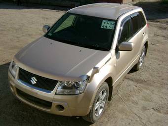 2005 Suzuki Escudo Photos