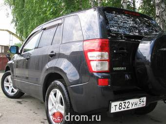 2005 Suzuki Escudo Photos