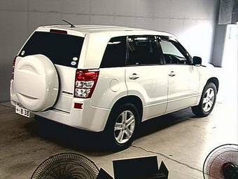 2005 Suzuki Escudo Pictures