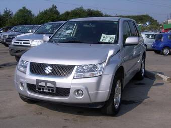 2005 Suzuki Escudo Pictures