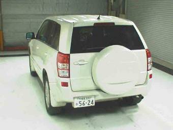 2005 Suzuki Escudo Pictures