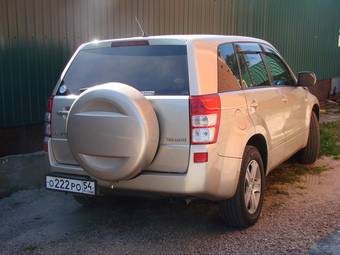 2005 Suzuki Escudo Photos