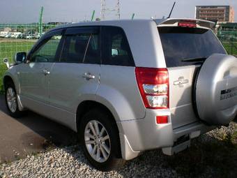 2006 Suzuki Escudo Photos