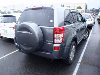 2006 Suzuki Escudo Photos