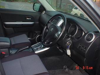 2006 Suzuki Escudo Pictures