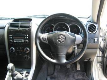 2007 Suzuki Escudo Photos