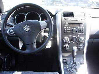 2008 Suzuki Escudo Photos