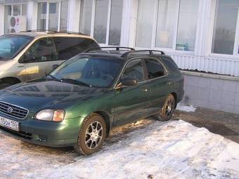 2000 Suzuki Esteem Pictures
