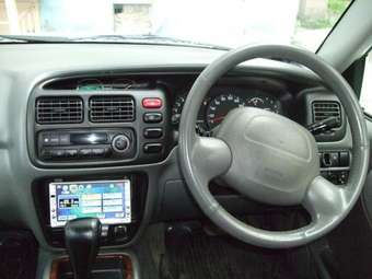 2001 Suzuki Grand Escudo Pictures