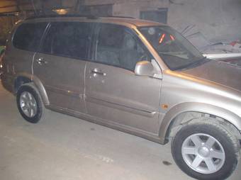 2001 Suzuki Grand Escudo Photos