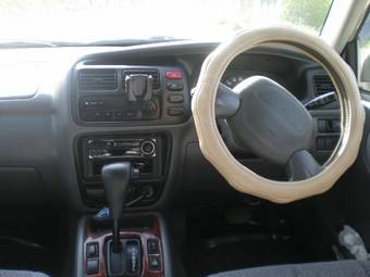 2001 Suzuki Grand Escudo Pictures