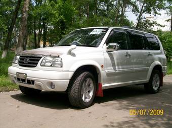 2001 Suzuki Grand Escudo Photos