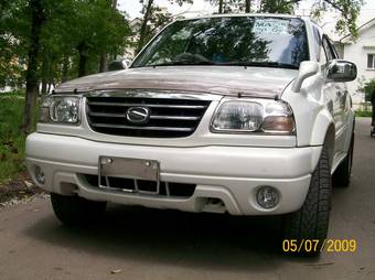 2001 Suzuki Grand Escudo Photos