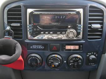 2003 Suzuki Grand Escudo Pics
