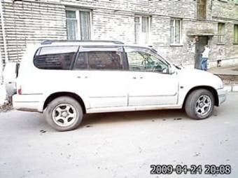 2004 Suzuki Grand Escudo Photos